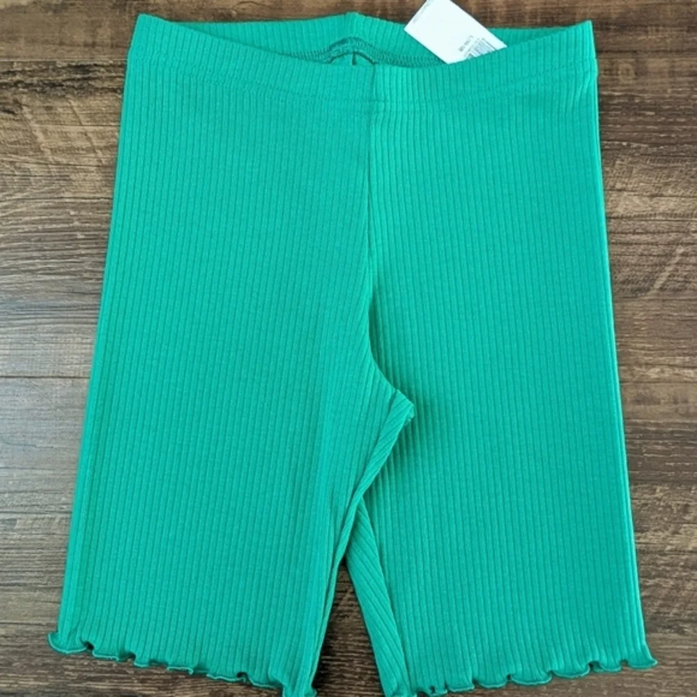 NWT Old Navy Green Bike Shorts